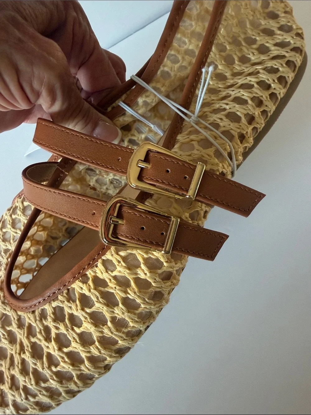 Universal Thread woven cream